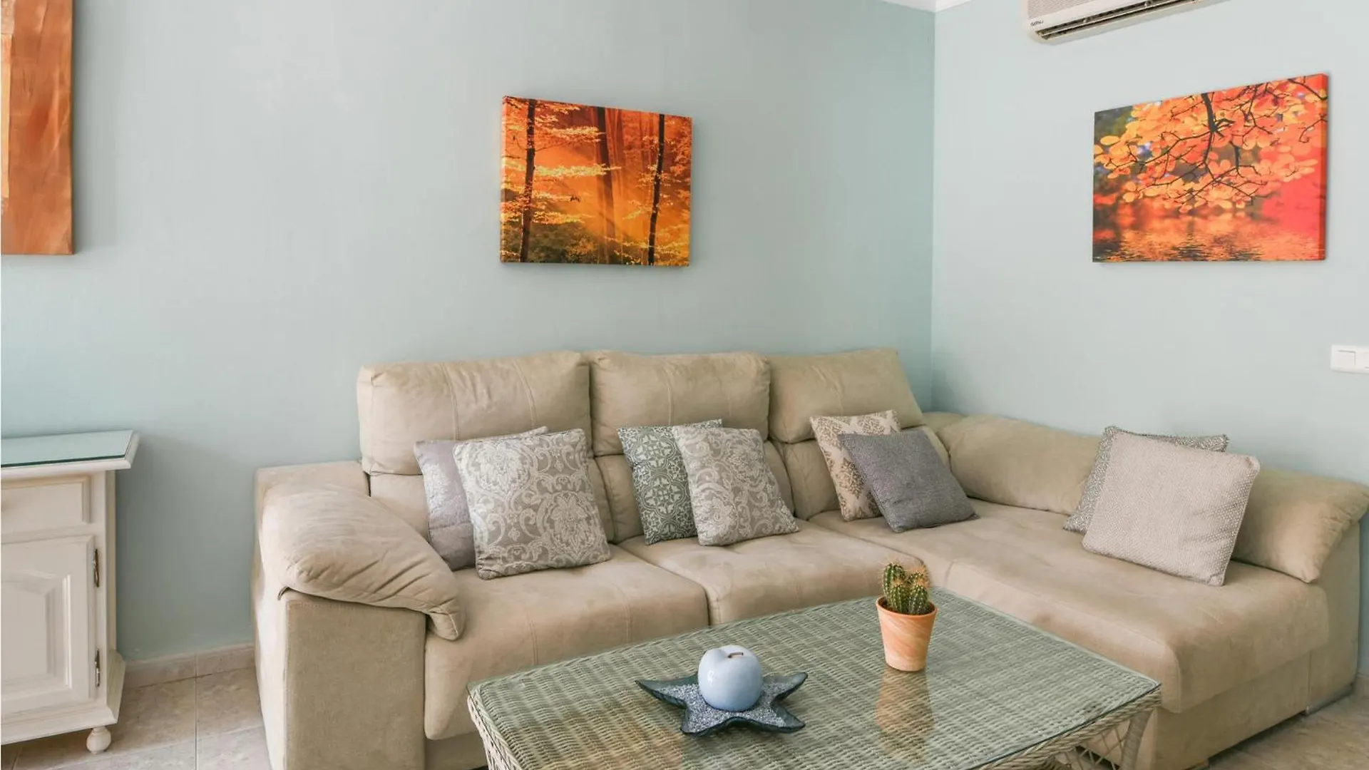 Cozy Apartment In Torremolinos With Kitchen